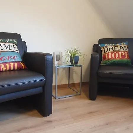 Evelyne Apartment *