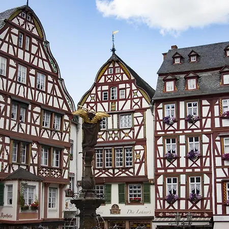 Evelyne * Verbandsgemeinde Bernkastel-Kues