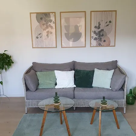 Evelyne Bernkastel-Kues